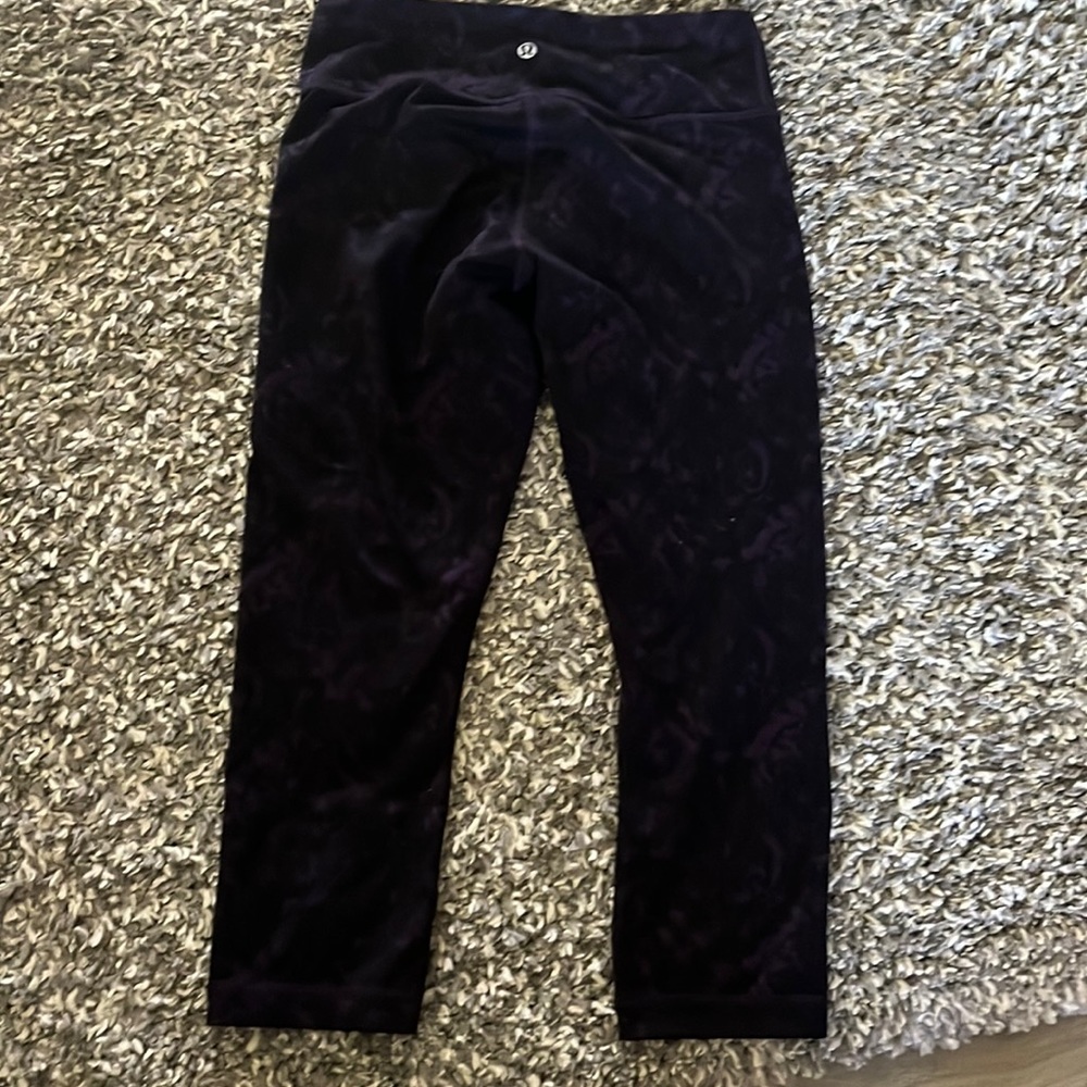Lululemon Wunder Under Purple Floral Crop Leggings - Picture 2 of 7